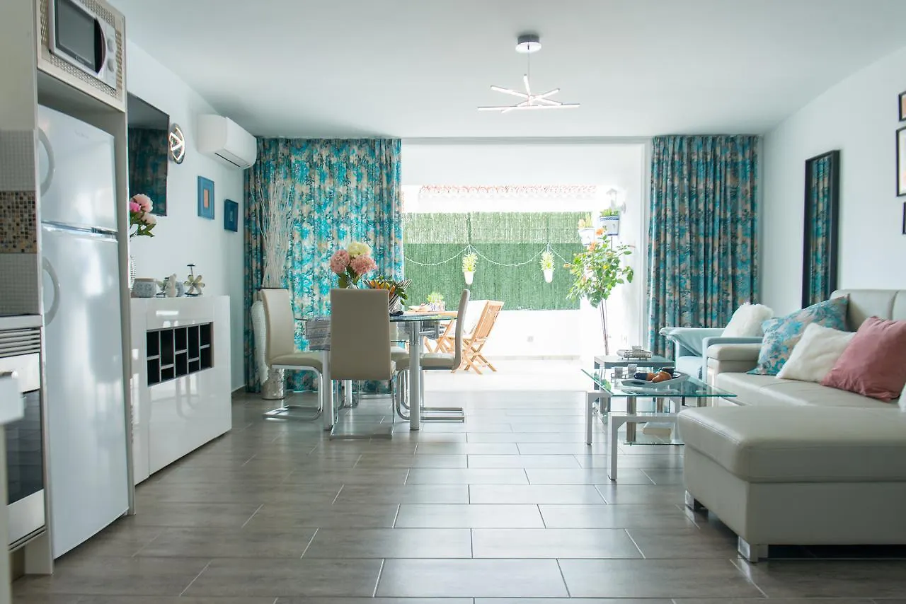 Luxury Independent Resort, Las Americas, 2 Min To The Beach Playa de las Americas  Holiday home